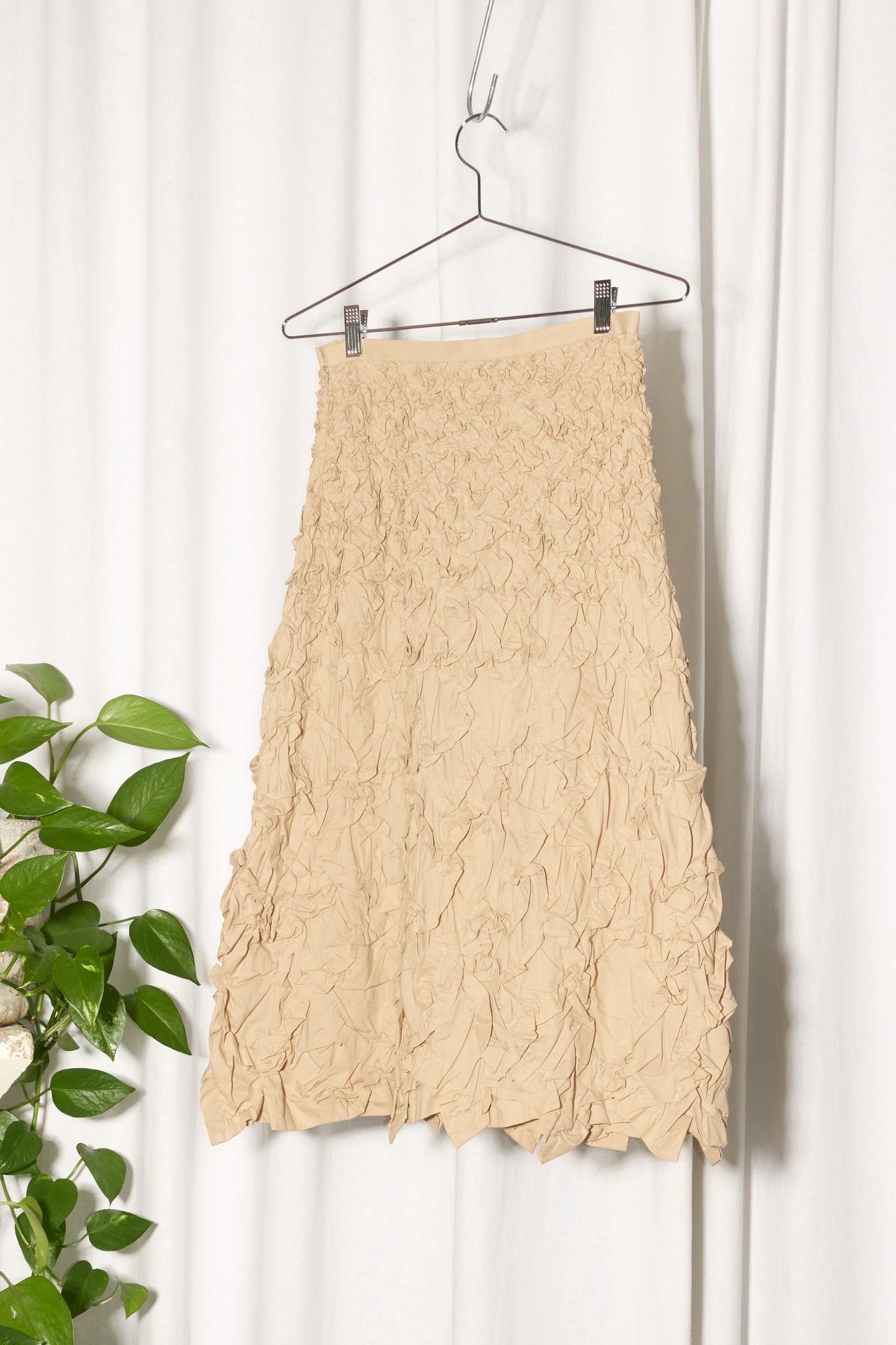 Issey Miyake beige ribbon skirt