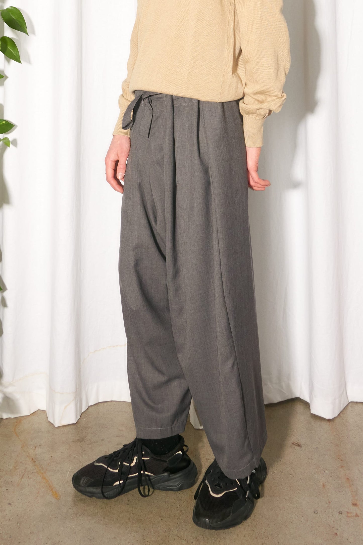 Jason van Hamburg paperbag wool trousers